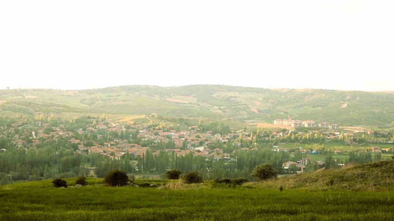 Başkan Özbilen: Güney’e doğalgaz, tam teşekküllü 10 yataklı hastane, 94 sosyal konut ve gençlik merkezi sözü