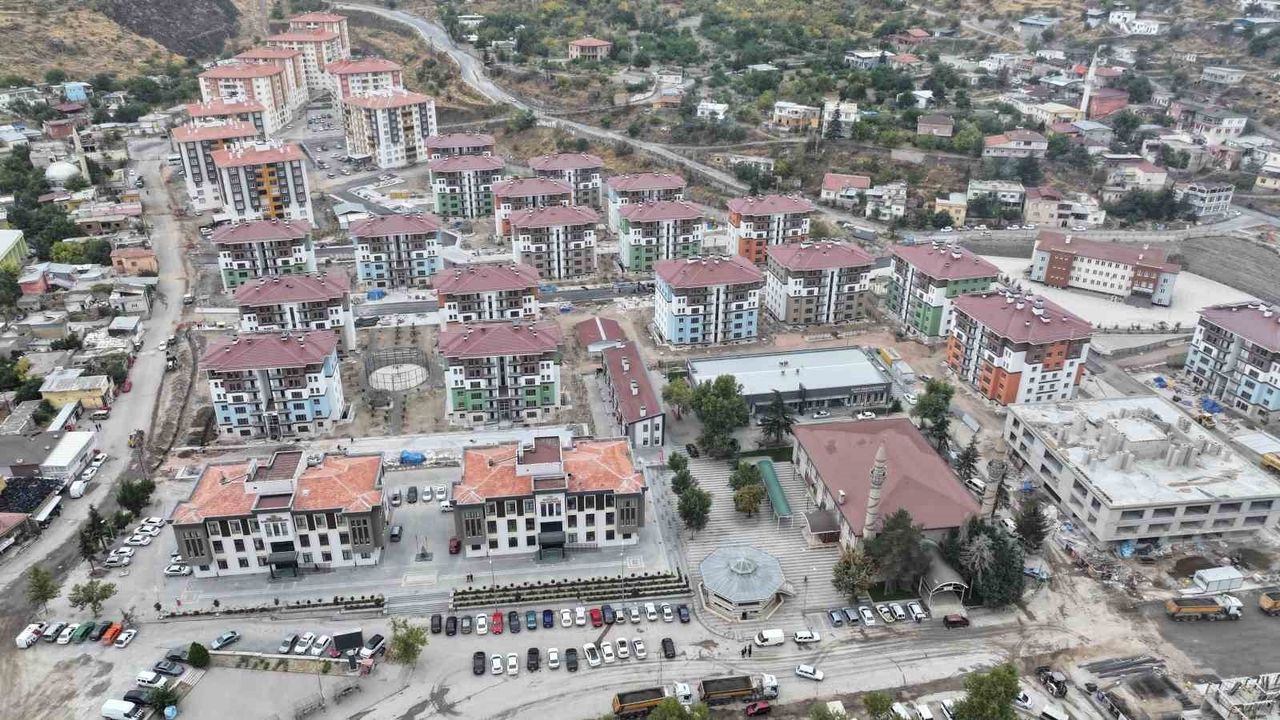 Başkan Özdoğan Ankara temaslarında: TOKİ ve TOBB yetkilileriyle Hacılar için görüşmeler yaptı