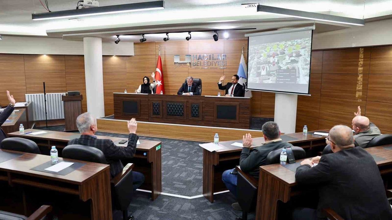 Başkan Özdoğan: Hacılar’da kentsel dönüşüm ve üstyapı çalışmaları tamamlandı, yeni projeler için hazırlık sürüyor