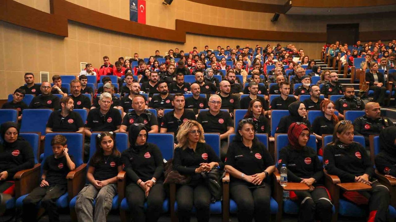 Başkan Özlü: Düzce'de kentsel dönüşümde 8 bölge belirlendi