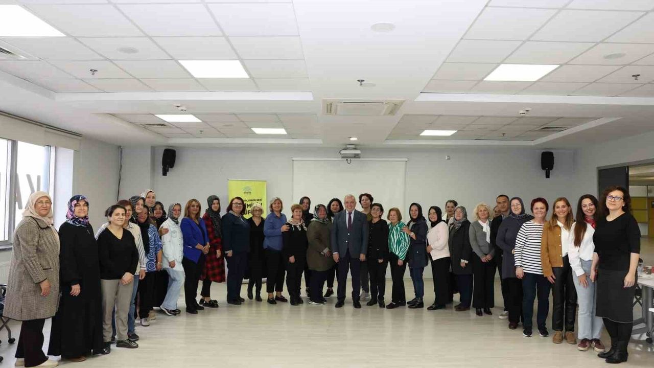 Başkan Şadi Özdemir'den kadın derneklerine çağrı: 'Birlikte güçlü olalım'