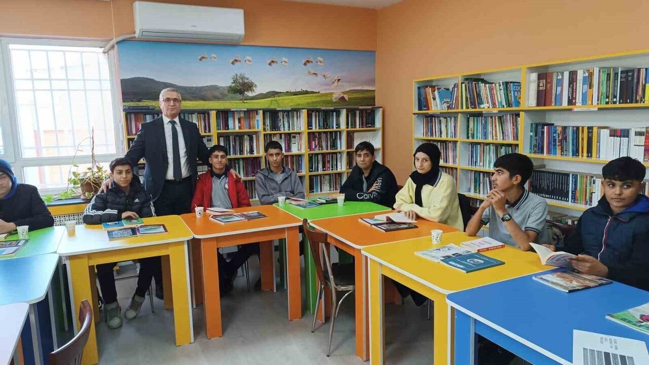 Batman'da 'Okuma Noktası' 4,5 Yılda 40 Bin Öğrenciye Ulaştı
