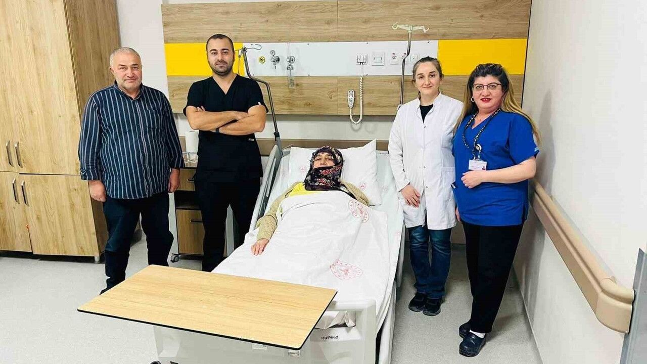 Bayburt Devlet Hastanesinde kolon ve rektum tümörü ameliyatları başarılı şekilde tamamlandı