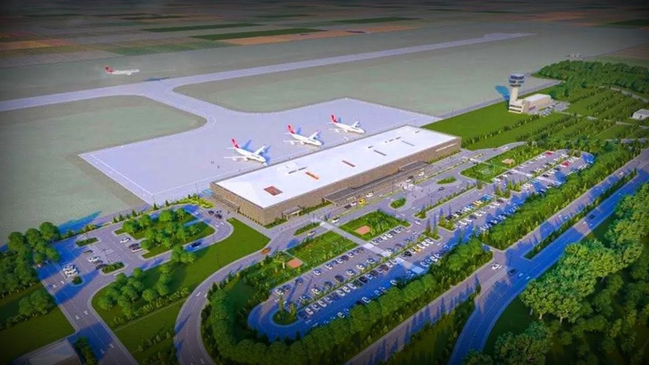 Bayburt-Gümüşhane Havalimanı'nda üstyapı çalışmaları sürüyor: Pist, apron ve taksi yolu tamamlandı