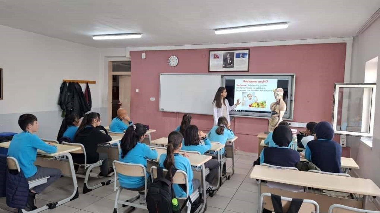 Bayburt’ta 535 öğrenciye 'Sağlıklı Yaşam' eğitimi verildi