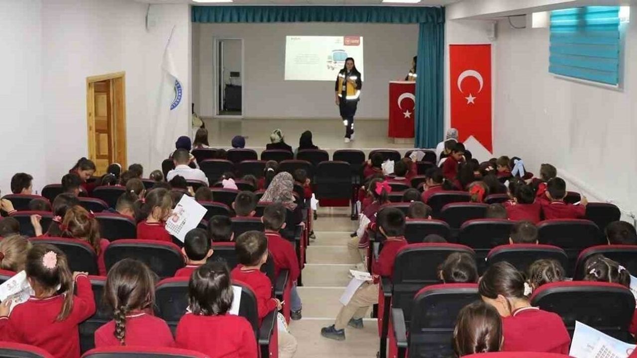 Bayburt’ta 'Sağlıklı Çocuk Sağlıklı Gelecek' projesinin Aydıntepe etabı tamamlandı
