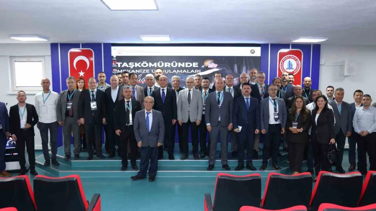 BEUN ve TTK, 'Taş Kömüründe Mekanize Uygulamaları Çalıştayı'nda Madenciliğin Geleceğini Ele Aldı