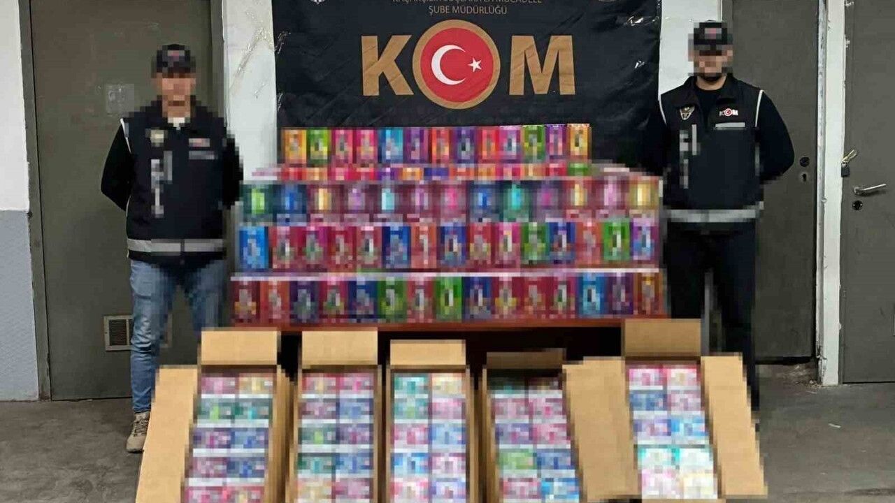 Beylikdüzü'nde dron destekli denetimde 34 bin 400 kaçak elektronik sigara ele geçirildi