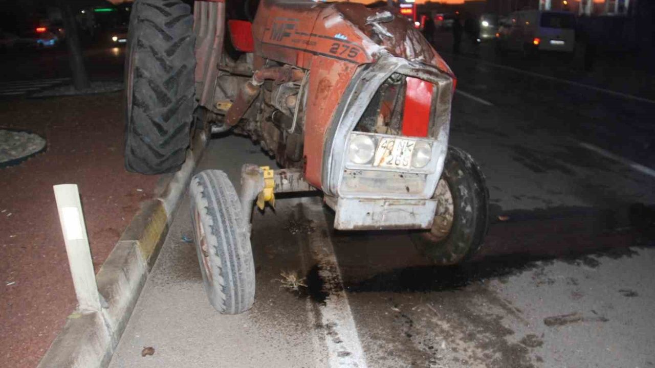 Beyşehir'de traktör ile otomobil çarpıştı: 2 yaralı, biri ağır