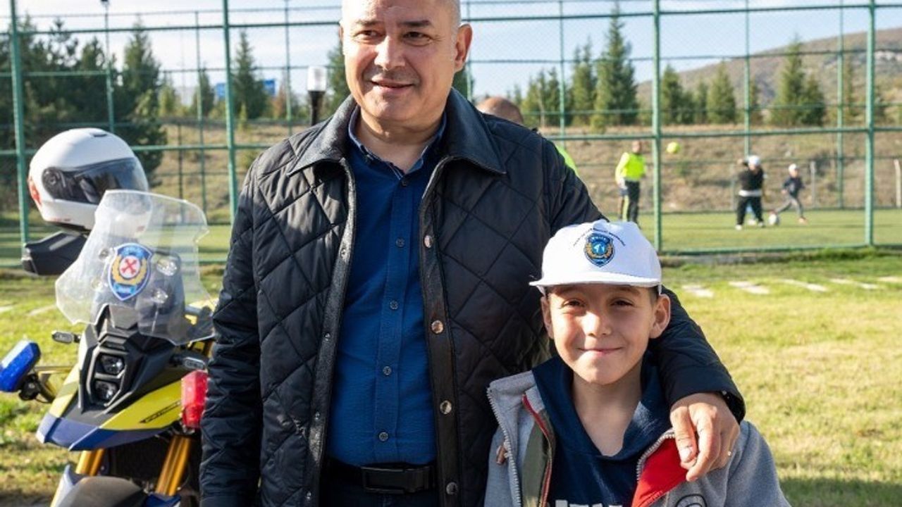 Bilecik Emniyeti, Bozüyük Çocuk Evleri Sakinleriyle Buluştu