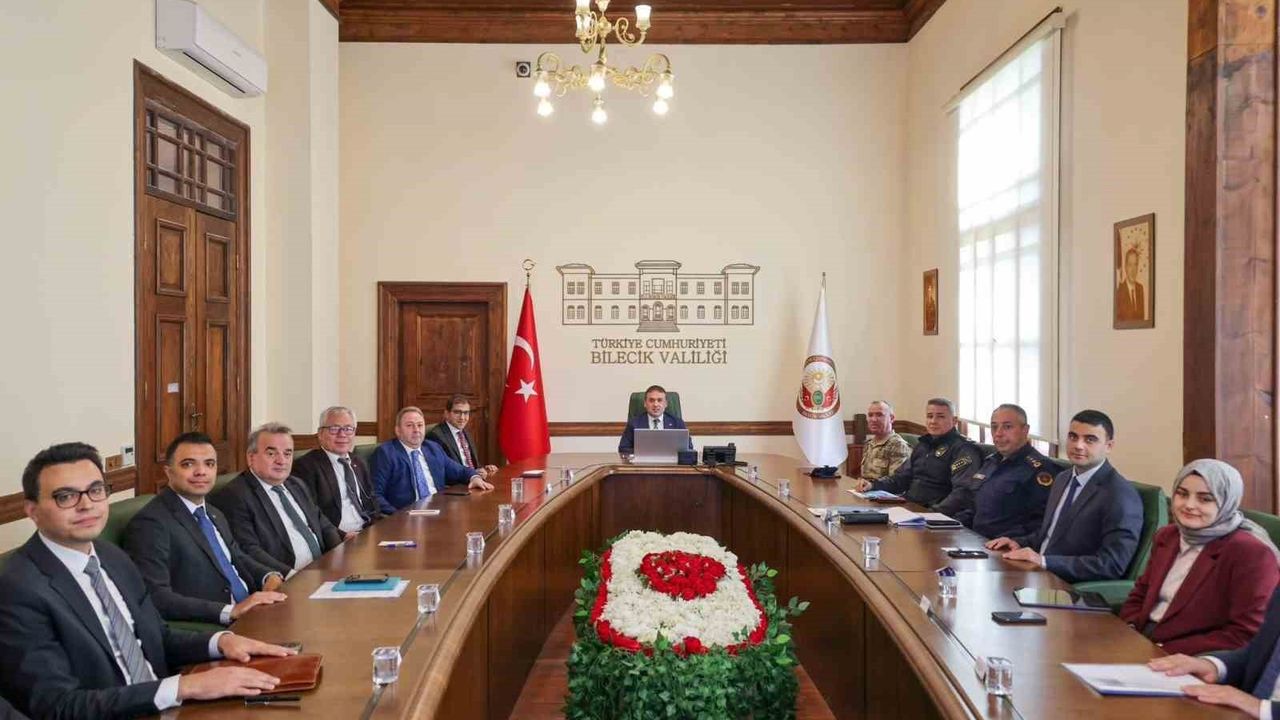 Bilecik’te İl Asayiş ve Güvenlik Toplantısı Vali Faik Oktay Sözer Başkanlığında