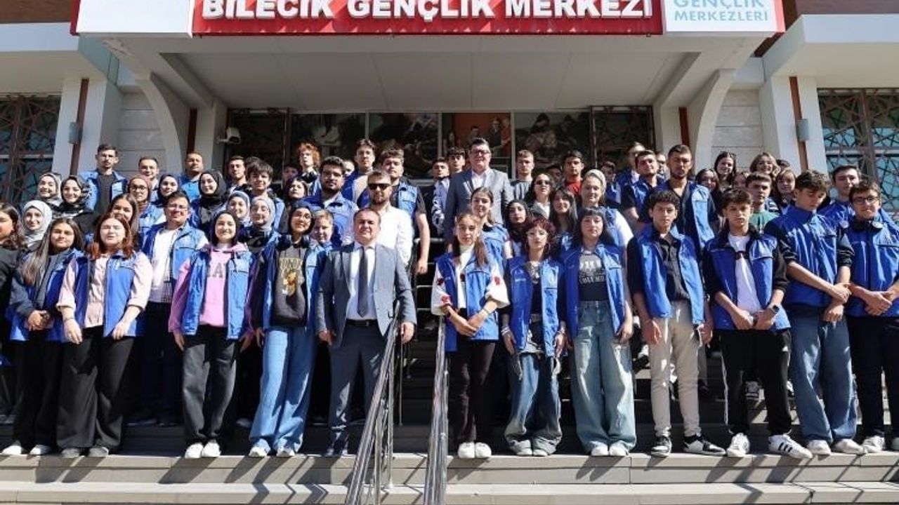 Bilecik’ten 'Gençler Bakanlığında' Projesi Kapsamında 90 Öğrenci Ankara’ya Uğurlandı