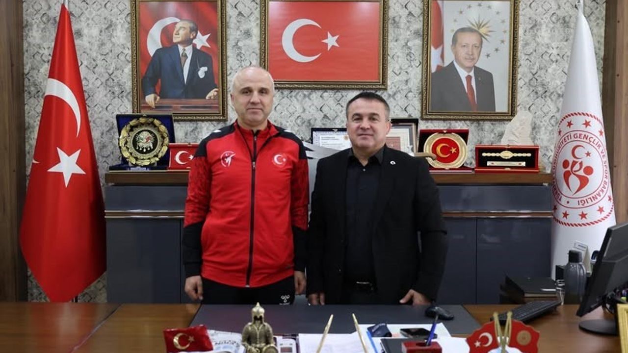 Bilecikli Antrenör Mesur Düş, 25. Deaflympics'te Türkiye İşitme Engelliler Taekwondo Milli Takımı'nın Antrenörü Olacak