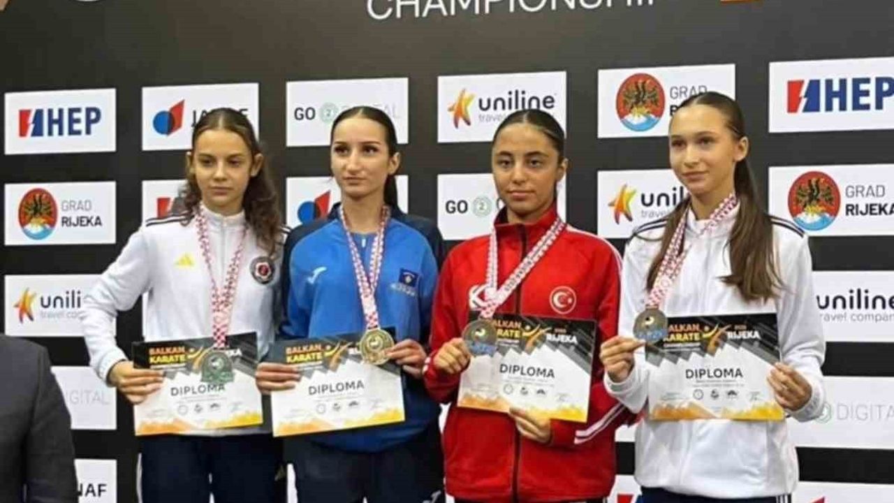 Bilecikli Sporcu Elif Azra Yıldırım Balkan Şampiyonası'nda Üçüncü Oldu