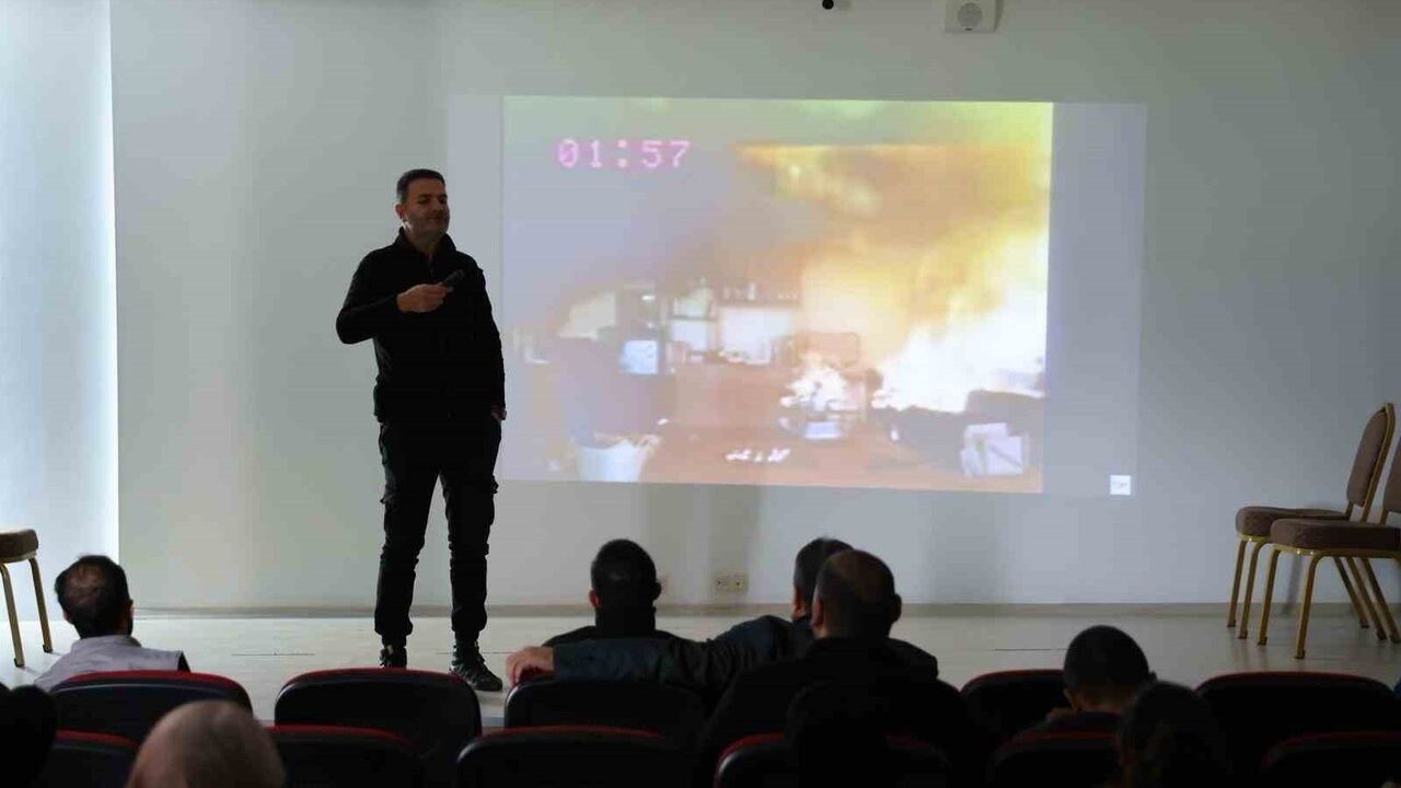 Bingöl’de dezavantajlı bireylere yönelik yangın ve afet farkındalık eğitimi verildi