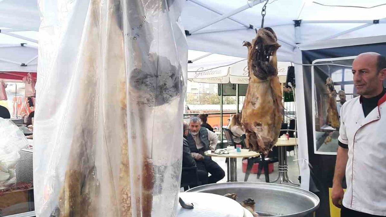 Bitlis Yöresel Ürünleri Festivali Ankara'da: Yerel Lezzetler 23 Kasım'a Kadar Sergileniyor