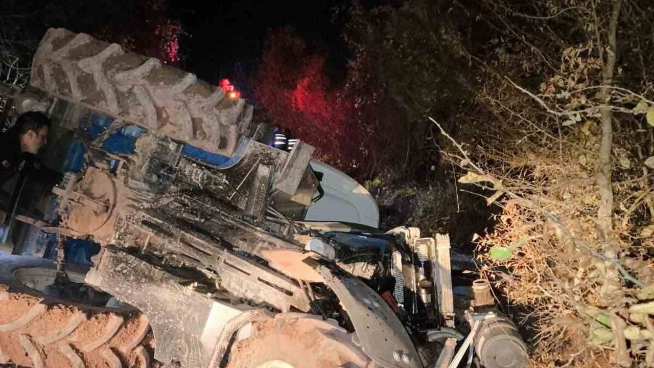 Bolu'da traktör devrildi: Yayladınlar köyünde yaşlı çift yaralandı