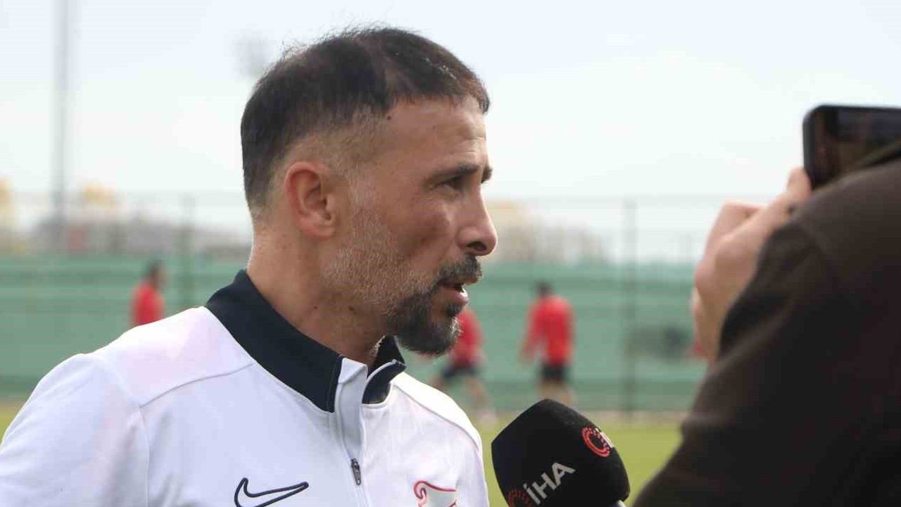 Boluspor Teknik Direktörü Ertuğrul Arslan: Ayaklarımız yere sağlam basıyor, Bandırma’da hedef 3 puan