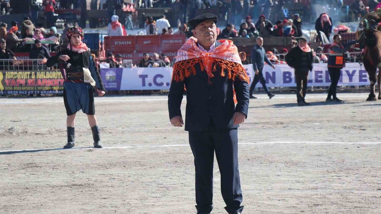 Bozdoğan'da Geleneksel Deve Güreşleri Ramazan Ayına Denk Geldiği İçin İptal Edildi