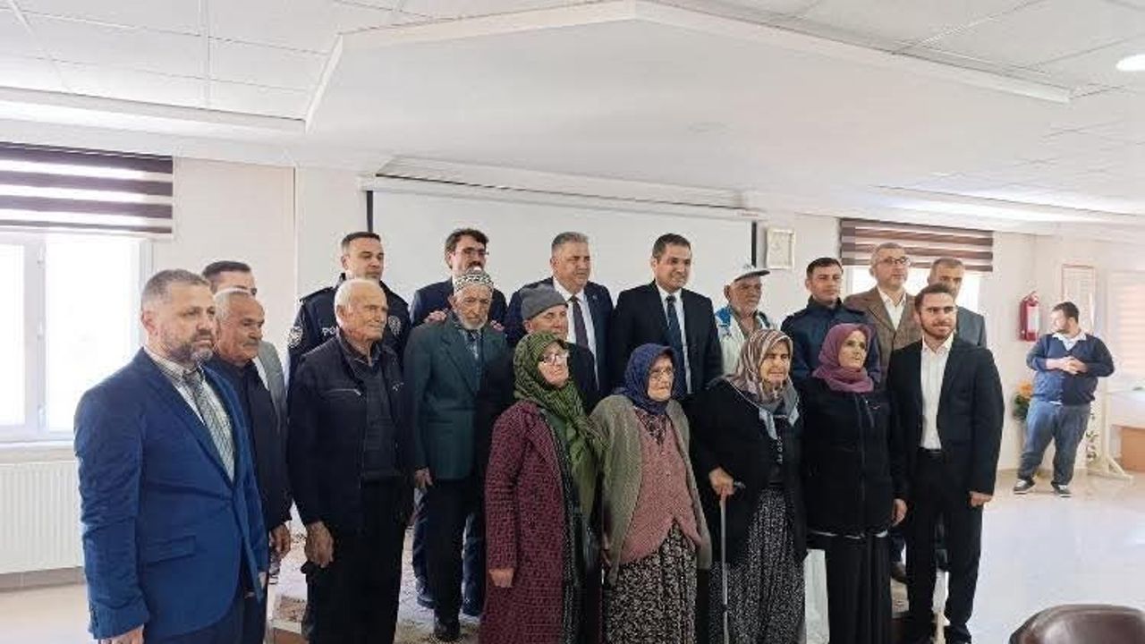 Bozkır'da Diyanet'in 'Ulu Çınarlar' Projesi Kapsamında Yaşlılarla Kahvaltı Buluşması