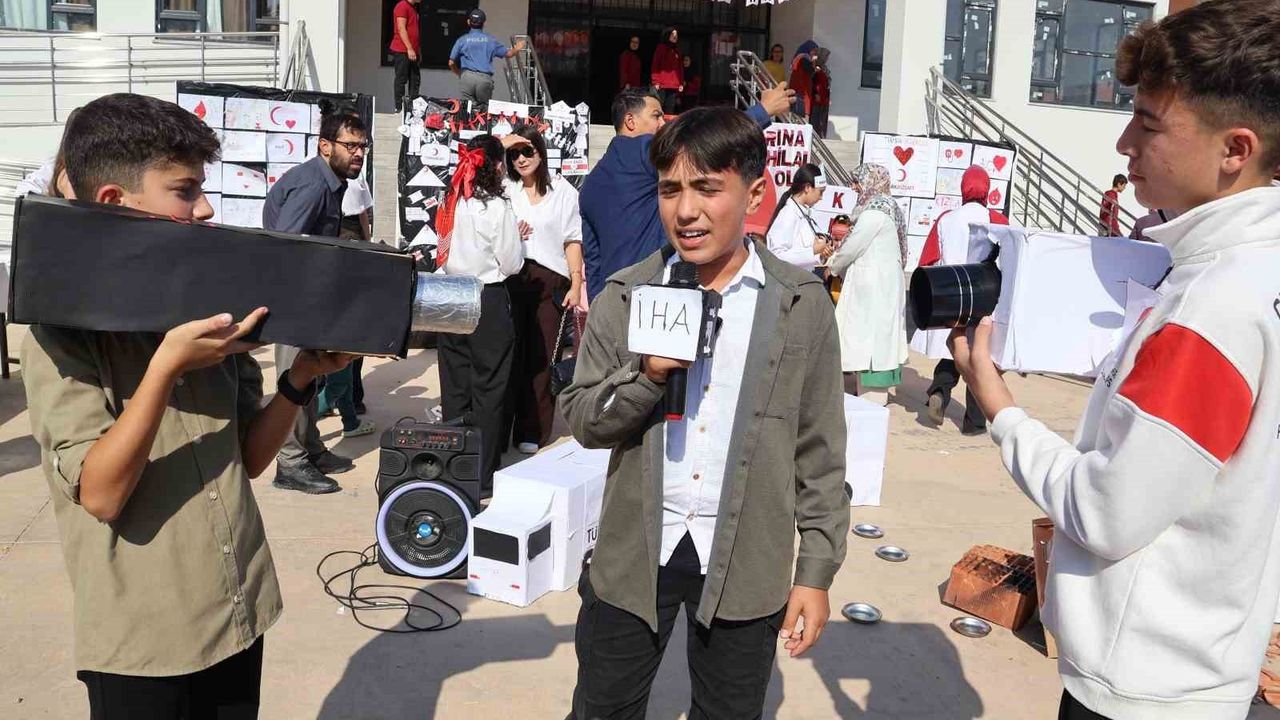 Bozyazı’da Kızılay Haftası Tekmen Ortaokulu’nda Kutlandı