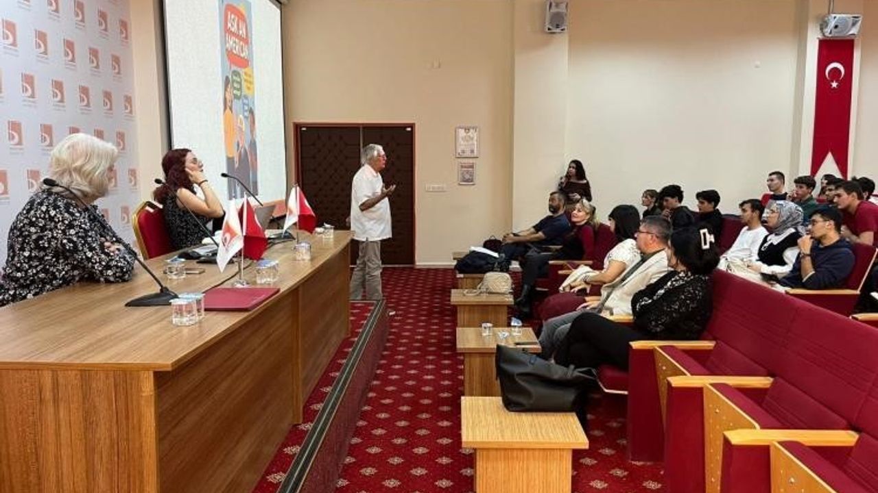 BŞEÜ'de 'Cultural Exchange Day' ile farklı kültürler buluştu