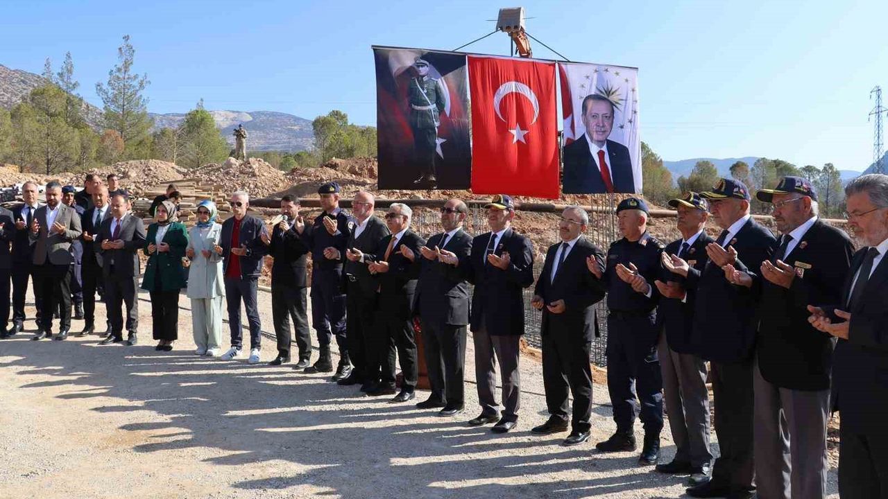 Bucakkışla'da Jandarma Karakolu Hizmet Binasının Temeli Atıldı