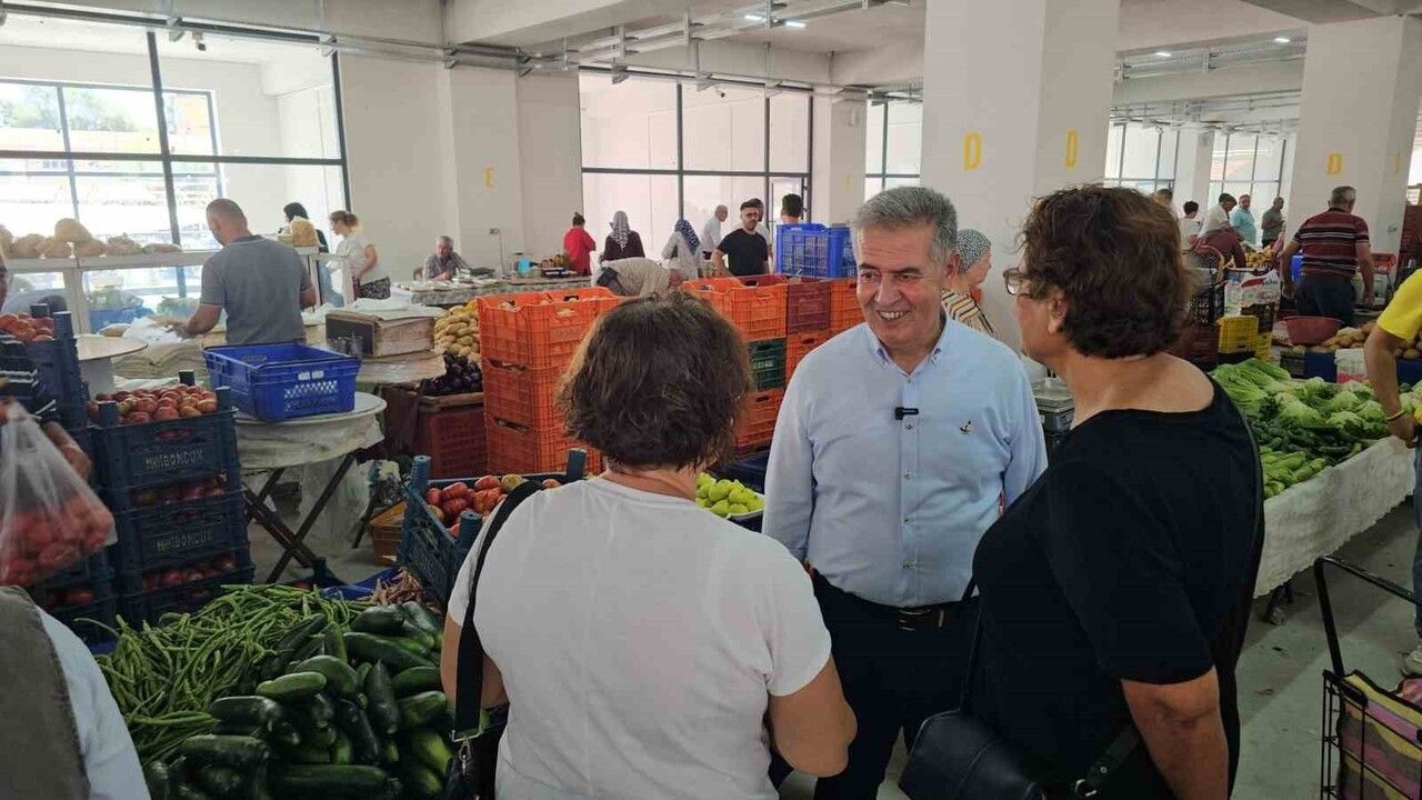 Buharkent'te Cuma günleri Kapalı Pazaryeri çevresi duba ile araç trafiğine kapatılacak