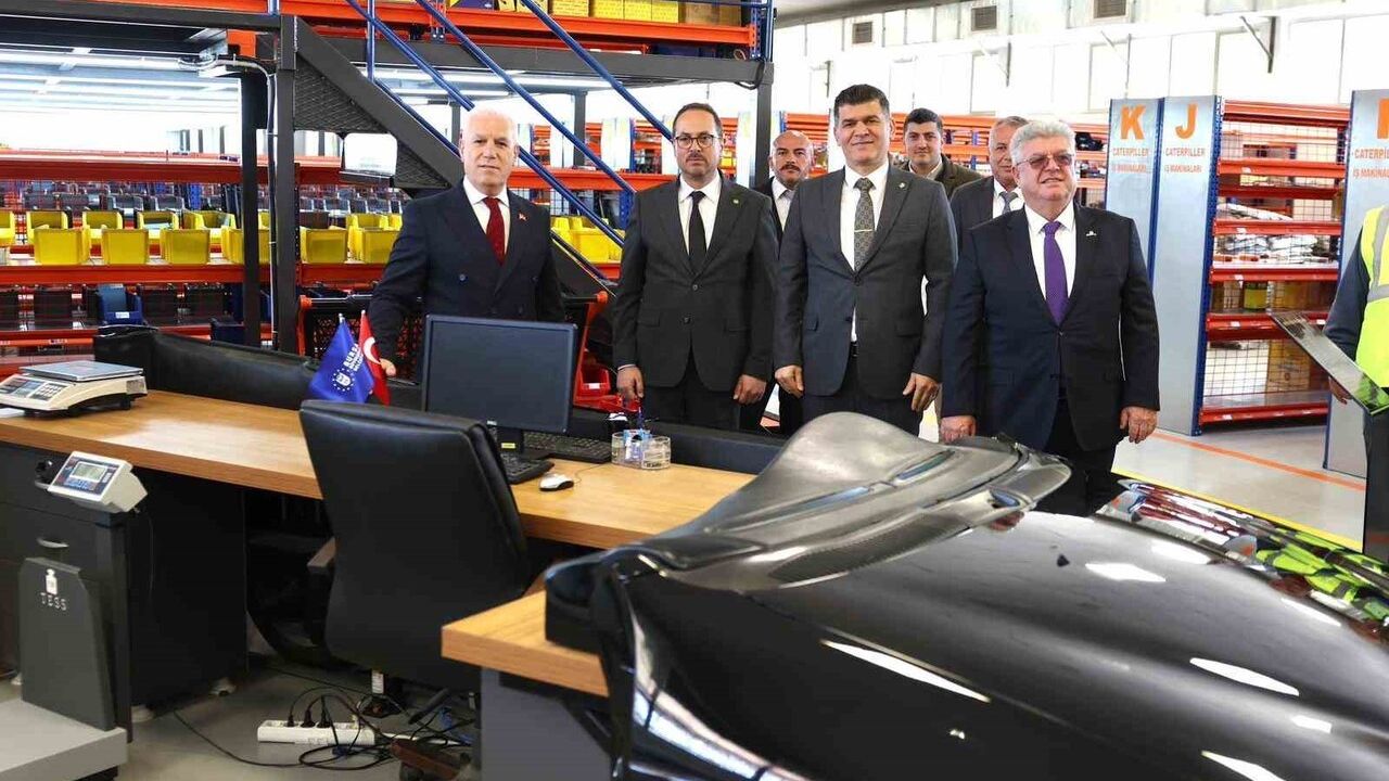 Bursa Büyükşehir Belediyesi filosunu 50 yeni araçla güçlendirdi: Filo yaş ortalığı 14,62'den 13,14'e indi