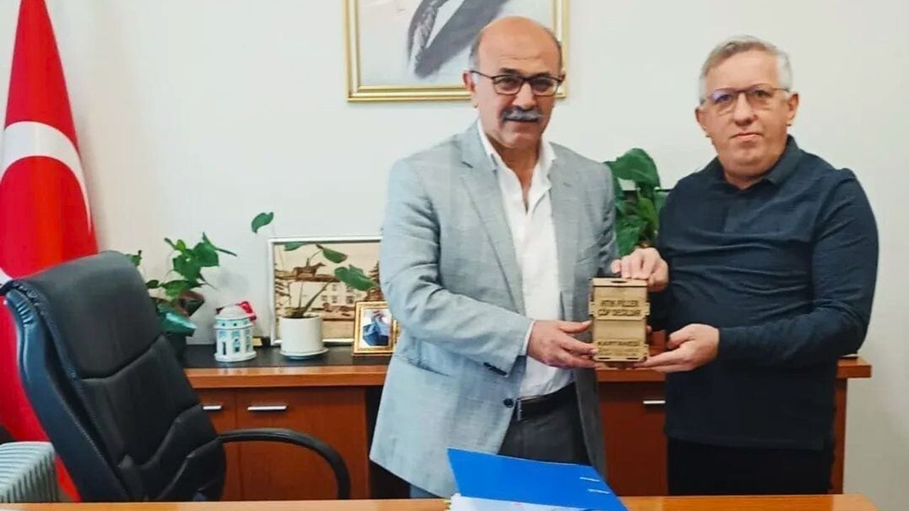 Bursa'da 'Atık Piller Ses Oluyor' projesi: Atık piller çevreyi koruyarak işitme engellilere destek sağlıyor