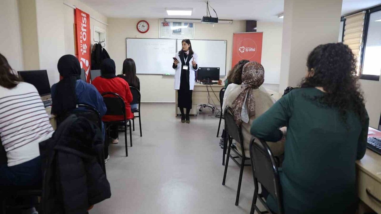 Bursa'da 'Elde Üret Evden Sat' ile kadın üreticilere kapsamlı destek