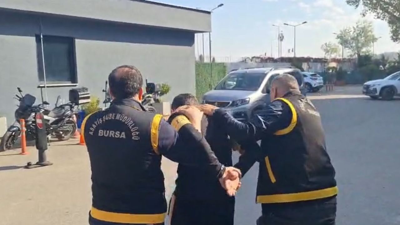 Bursa'da eşini 45 yerinden bıçaklayarak öldüren koca tutuklandı