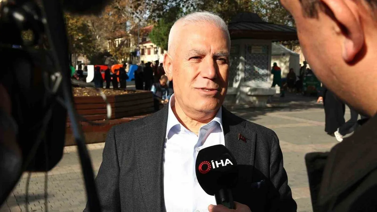 Bursa'da ilk kez kutlanan 22 Kasım Dünya Cantık Günü: Ücretsiz ikram ve turistlerin beğenisi