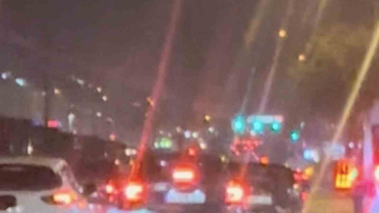 Bursa'da trafikte makas atan sürücüler Yıldırım'da kameralara yansıdı