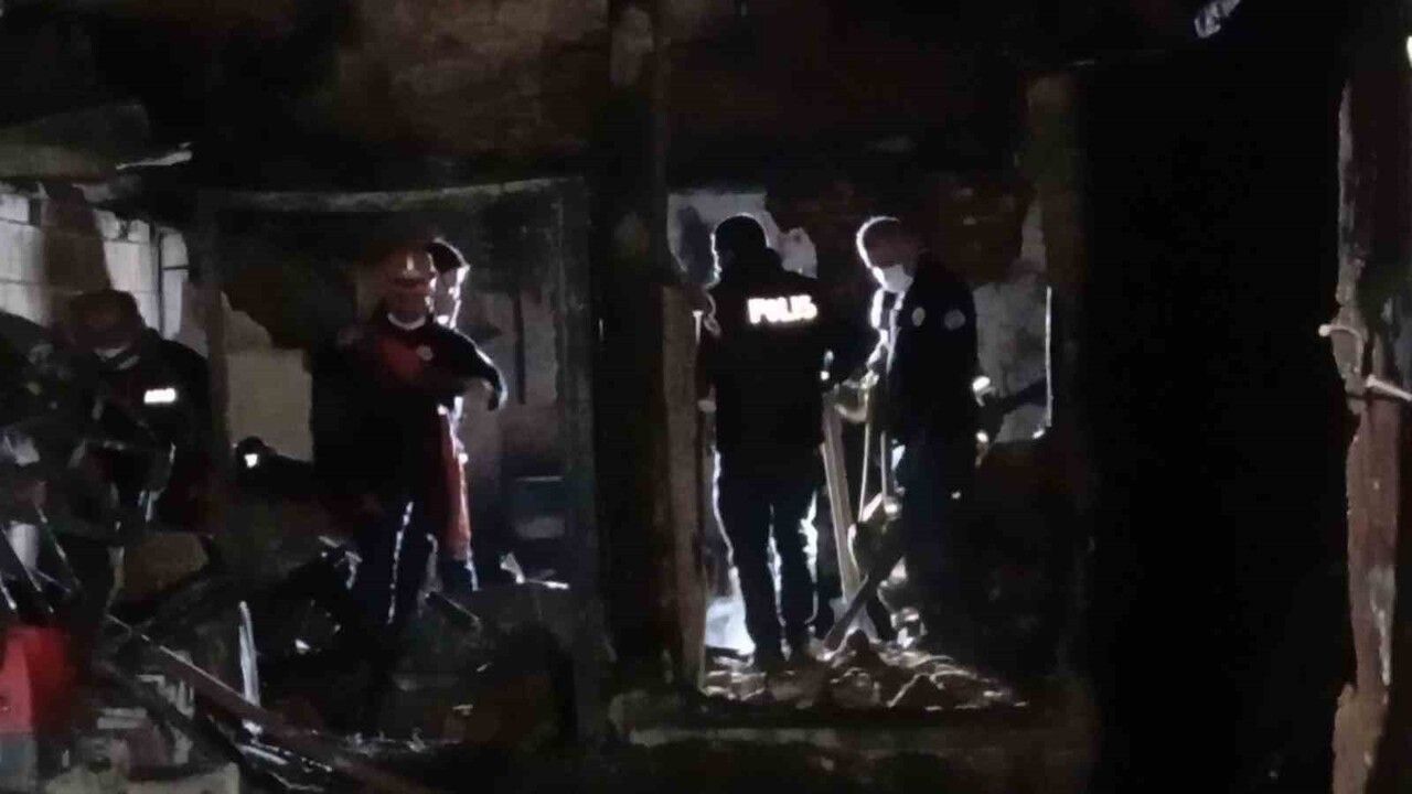 Bursa'da yangında kaybolan 78 yaşındaki Kazım Kaya'nın cansız bedeni bulundu