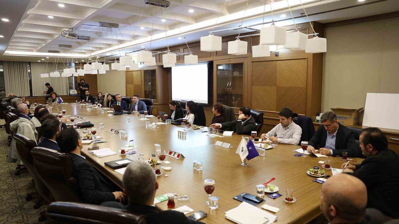 Bursa’nın 2050 Vizyonu Ortak Akılla Şekilleniyor: 1/100.000 Ölçekli Çevre Düzeni Planı İçin Sektör Buluşması