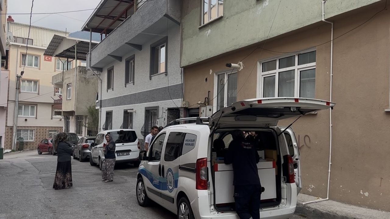 Bursa Yıldırım'da 43 yaşındaki Volkan Yaşlak evinde ölü bulundu, savcılık soruşturma başlattı
