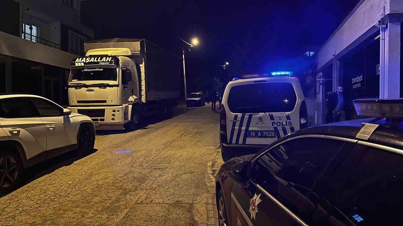 Bursa Yunuseli'de park yeri tartışması silahlı kavgaya dönüştü: Bir kişi ağır yaralandı