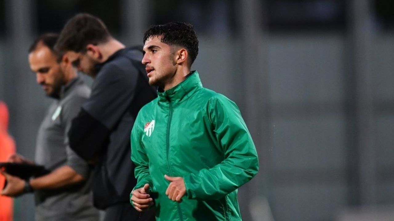 Bursaspor, Fethiyespor Maçı Hazırlıklarına Özlüce'de Başladı