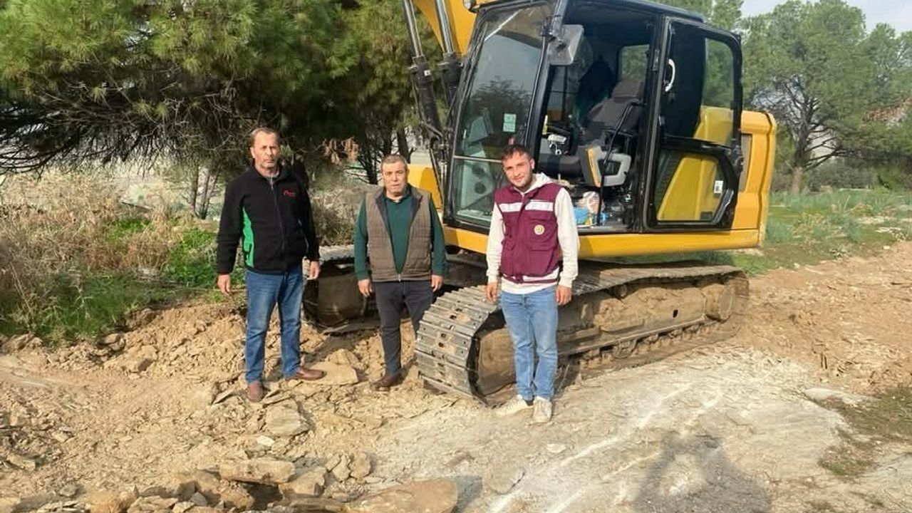 Burunköy’de Aydın Orman İşletme Müdürlüğü yangın yolları açıyor, fidan dikimi hazırlıkları başladı