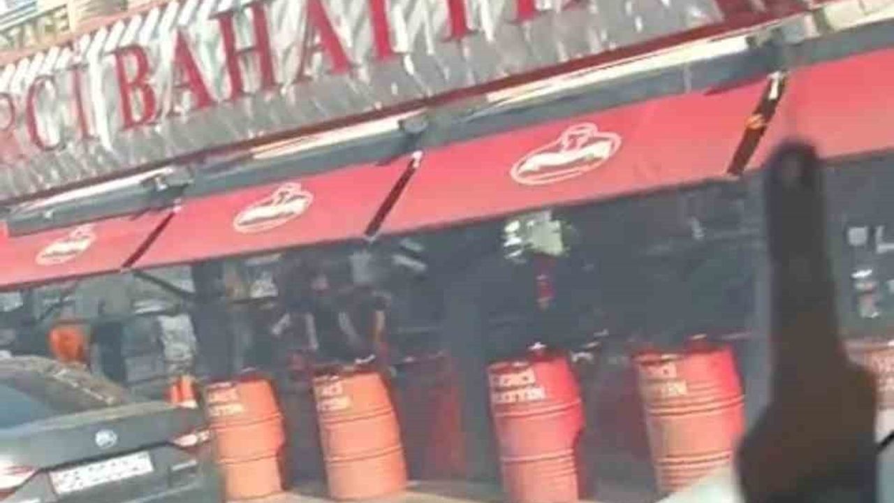 Çankaya'da apartman dairesinde çıkan yangın itfaiye tarafından kontrol altına alındı