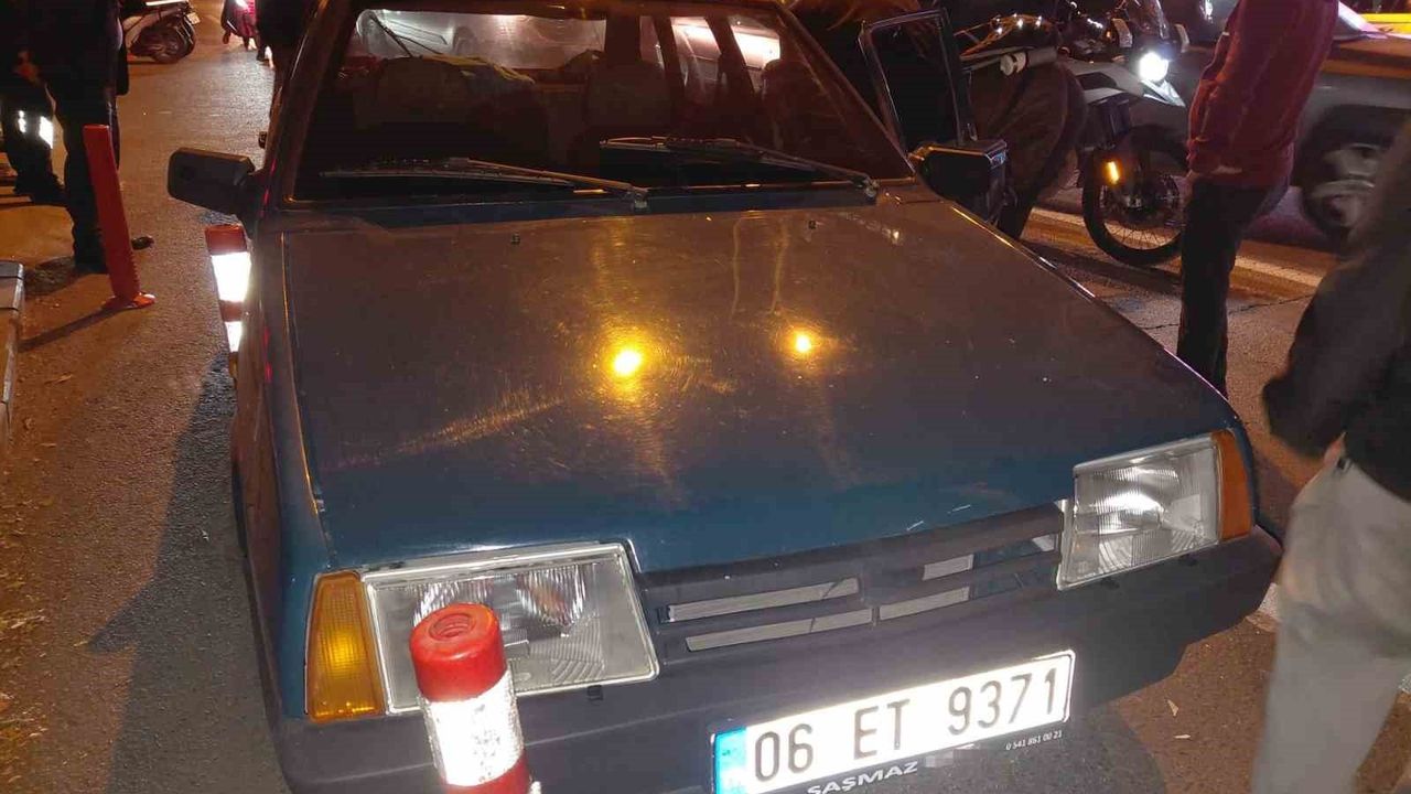 Çankaya'da arızalanan otomobilinden inen kişiye otobüs çarptı