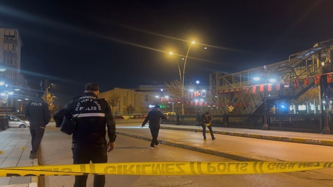 Çankırı Buğday Pazarı'nda husumetli iki aile arasında silahlı çatışma: 1 kişi yaralandı