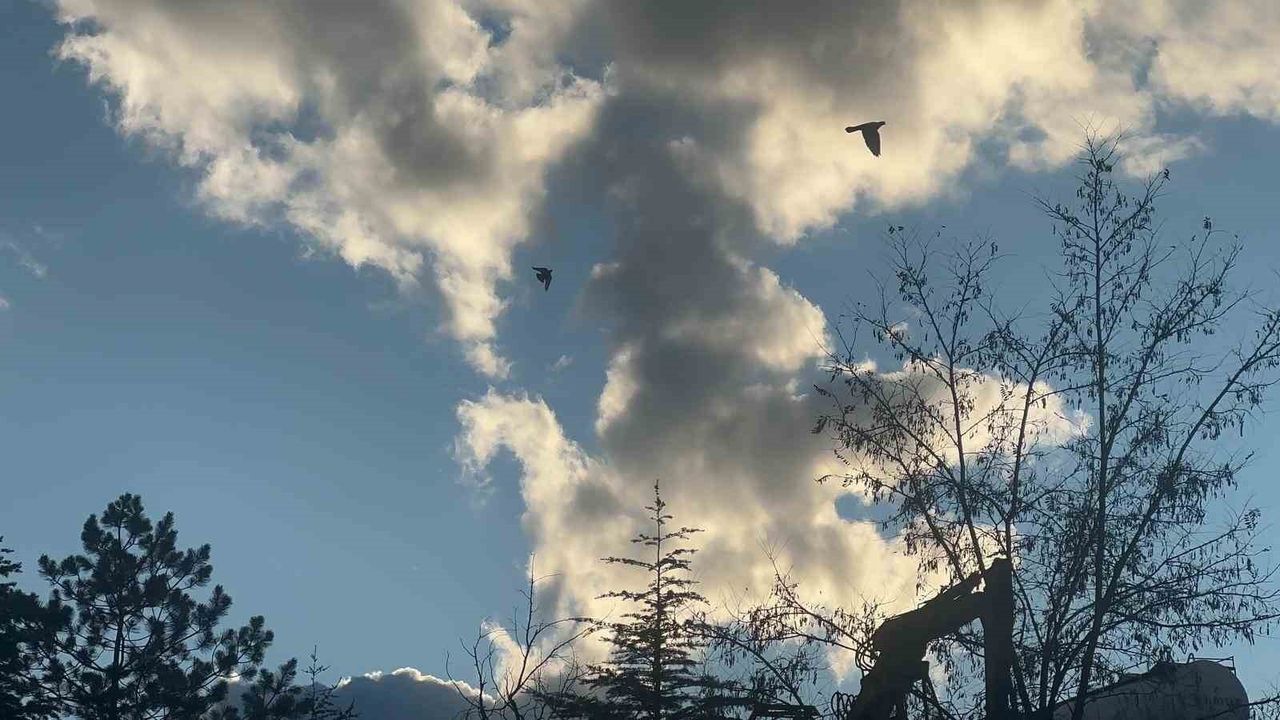 Çankırı'da Kartpostallık Gün Batımı Dron ile Görüntülendi