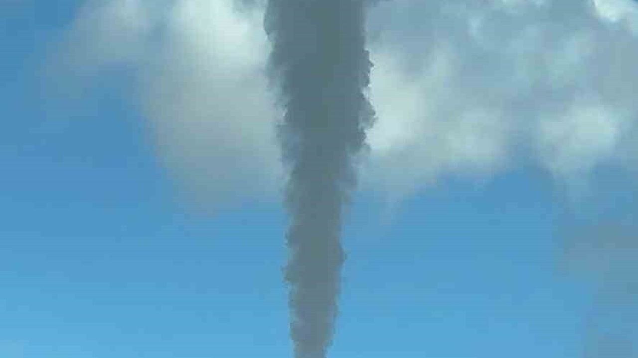 Cargill'in Bursa Fabrikasından Yükselen Dumanlar Gökyüzünü Griye Boyadı