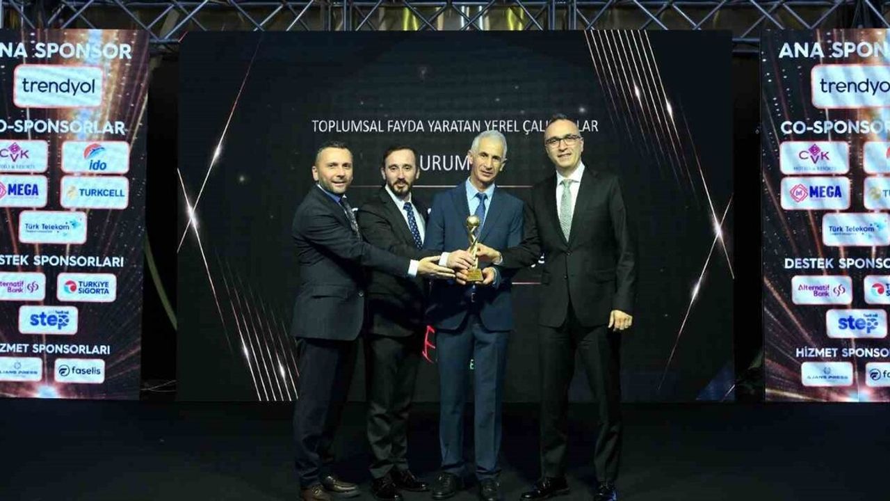 Çayeli Bakır’ın 'Arıcılığı Geliştirme Projesi' Toplumsal Fayda Ödülü aldı