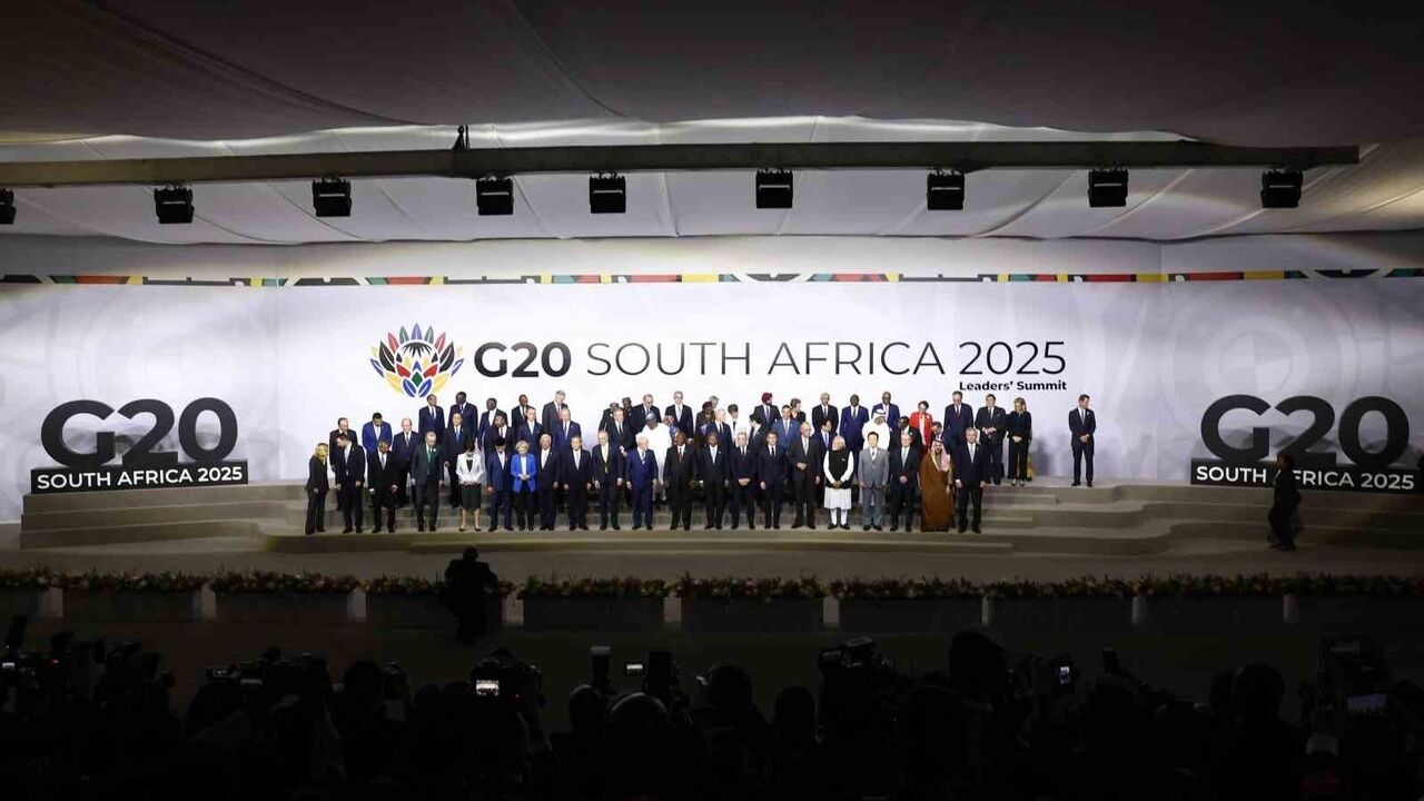 Cumhurbaşkanı Erdoğan, Johannesburg’daki G20 Zirvesi Aile Fotoğrafında Yer Aldı