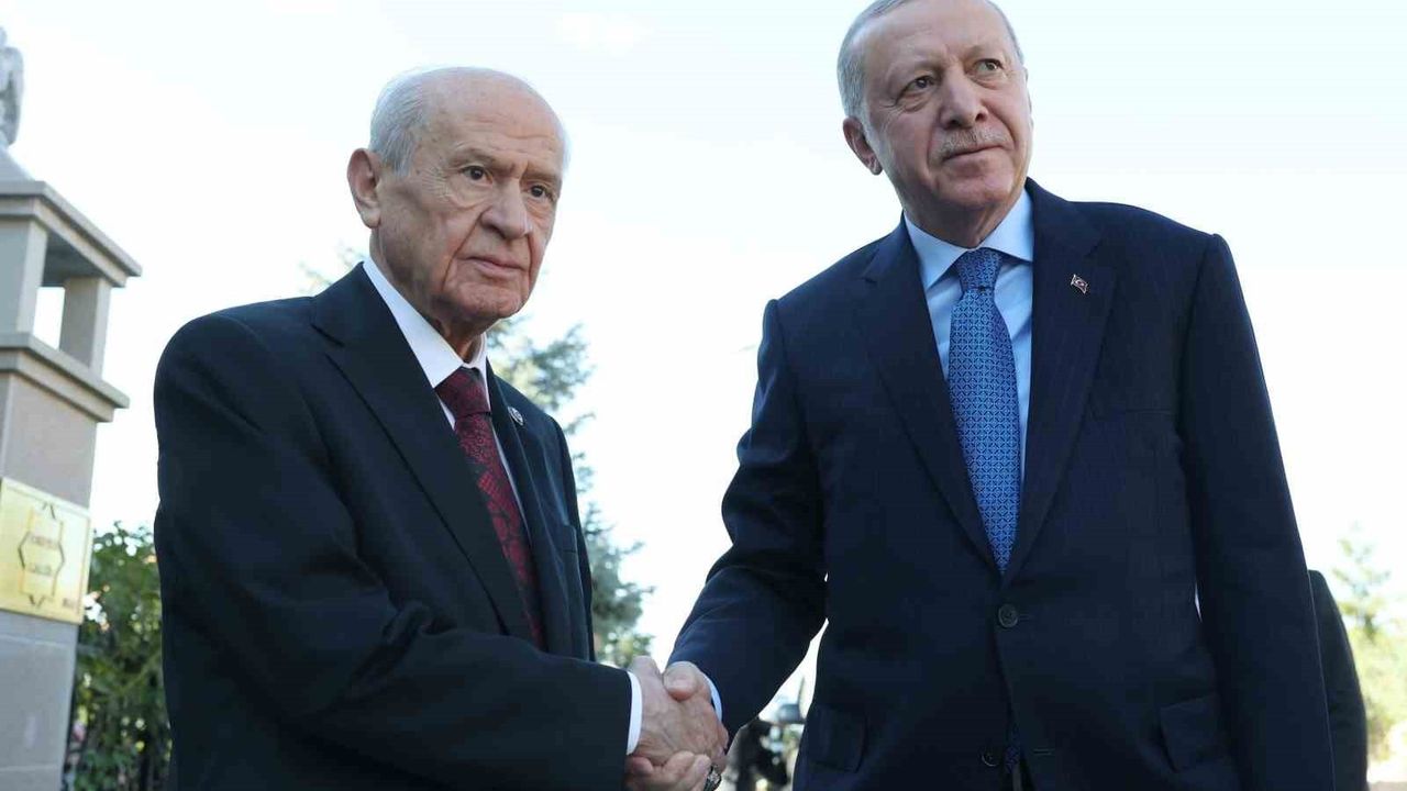 Cumhurbaşkanı Erdoğan, MHP Lideri Devlet Bahçeli’yi Bugün Saat 18.00'de Ziyaret Edecek