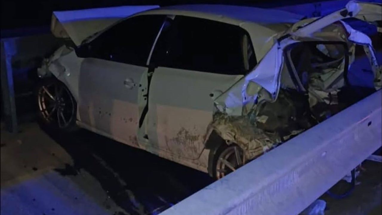 Dalaman-Göcek yolunda tek taraflı trafik kazasında 25 yaşındaki sürücü hayatını kaybetti