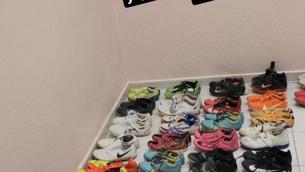 Denizli'de Gençlik ve Spor Hizmetleri Dairesi Talimatıyla Sporcu ve Antrenör Odaları Boşaltıldı